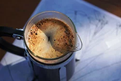 Hoeveel cafeïne bevat Aeropresskoffie